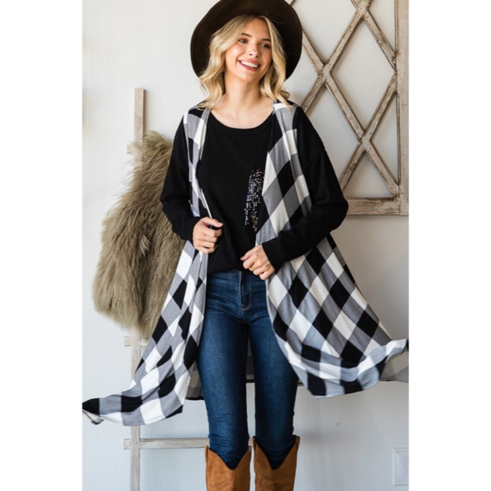 SOLD OUT Off White Black Checkered Buffalo Plaid Printed Sleeveless Waterfall - Picture 2 of 5